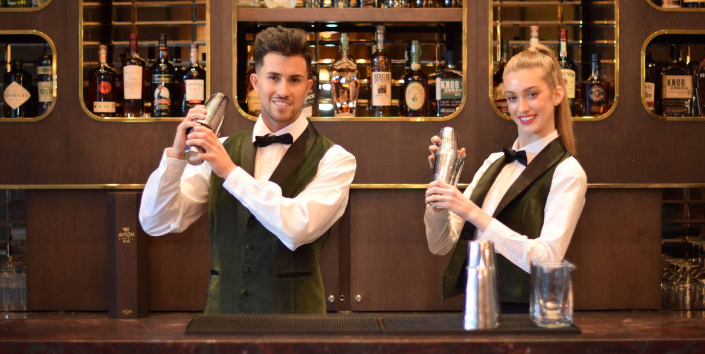 bartenders